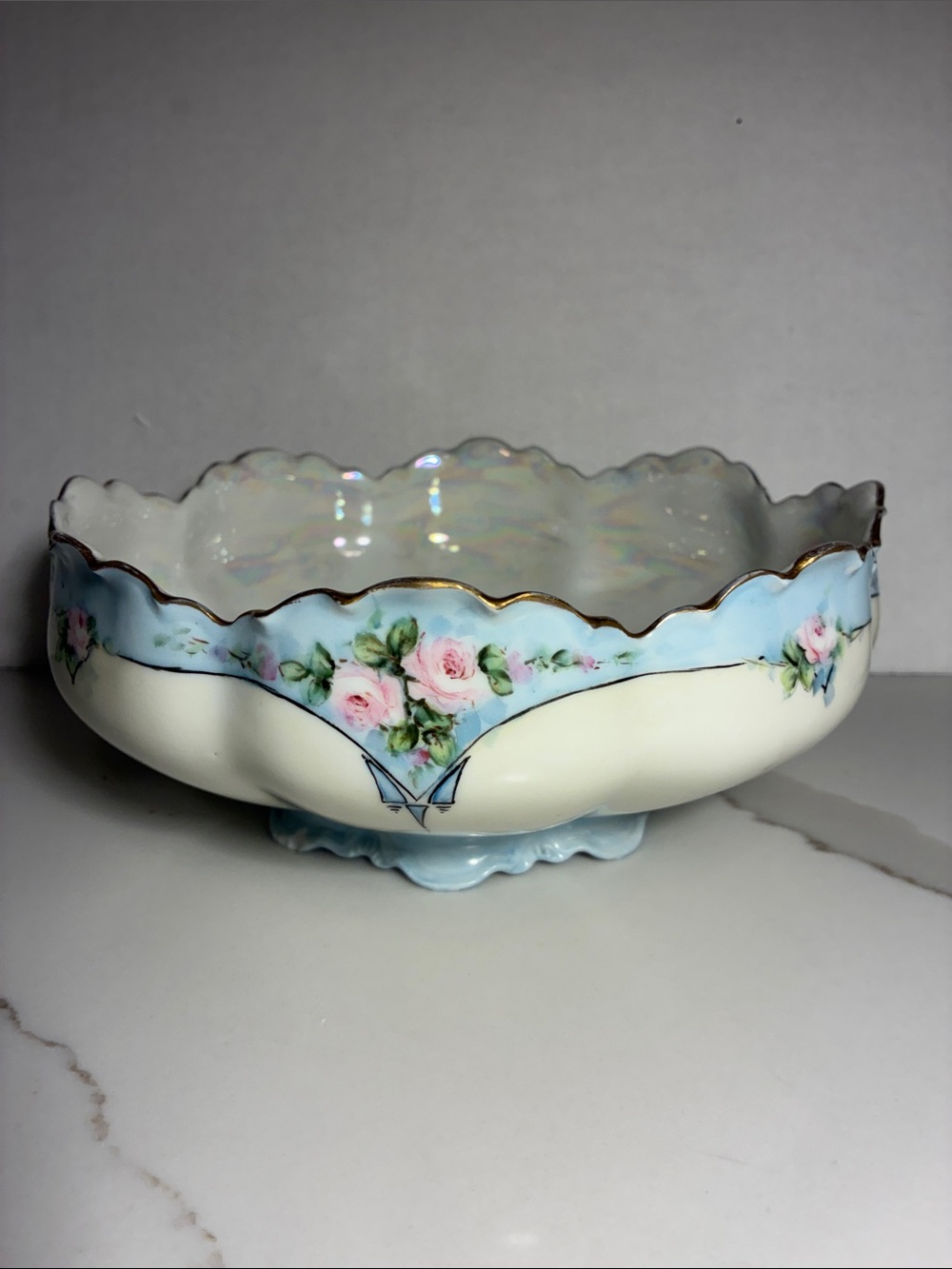 HAVILAND/FRANCE Bowl Hand-Painted Floral Porcelain with Gold Trim